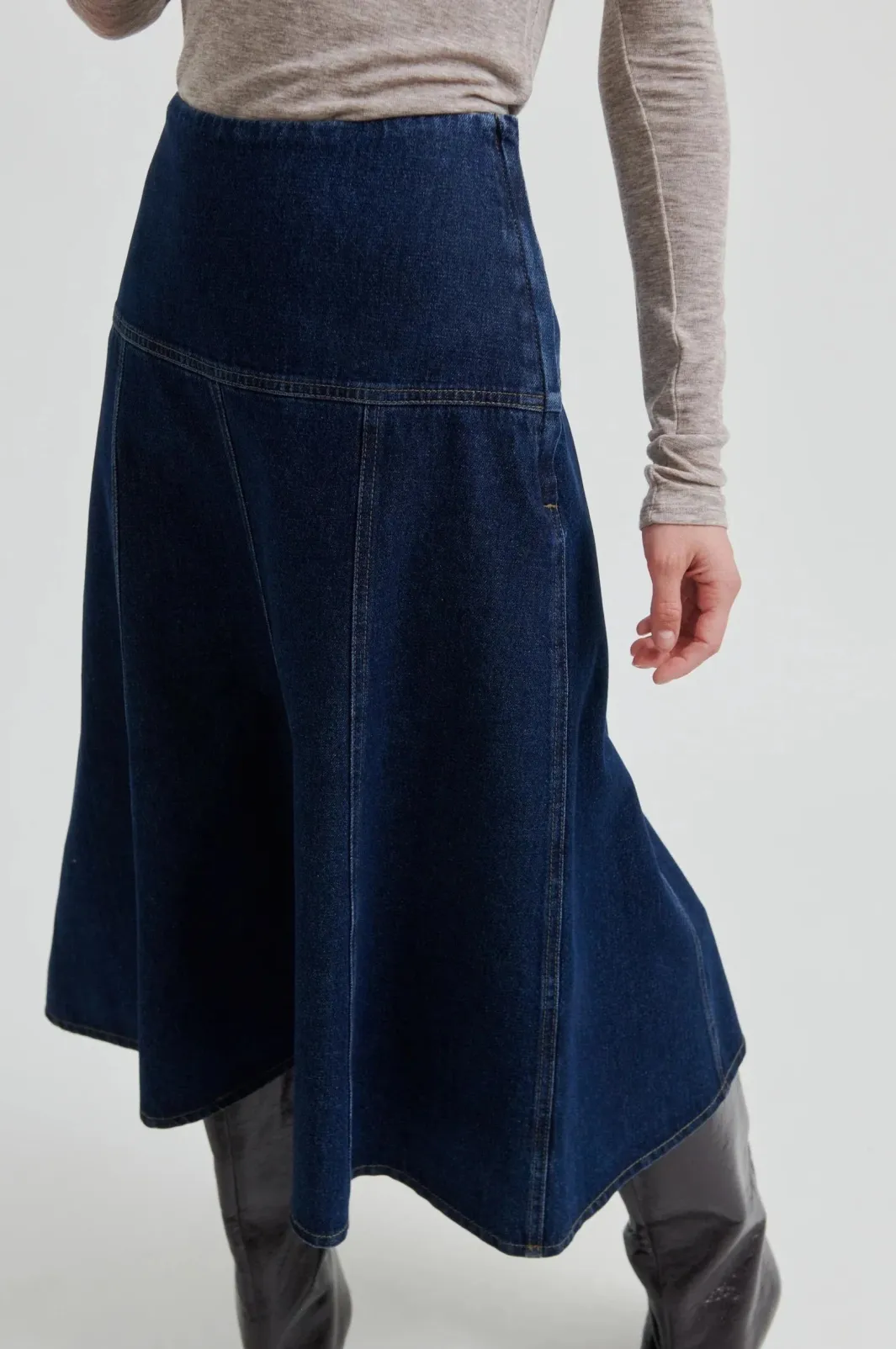 Second Female fcoubo Deni kirt 60378 | Kjolar