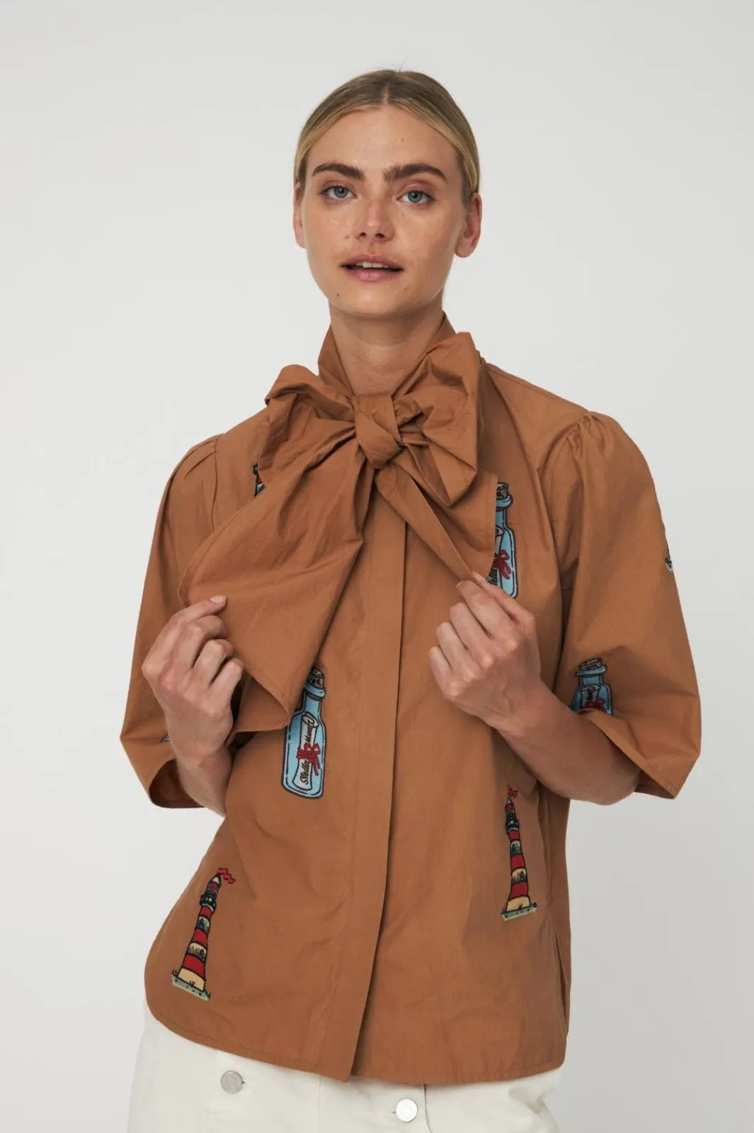 Stella Nova Snembroidered Bow Shirteb61-1431 | Blusar & Skjortor