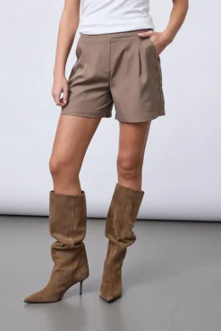Sisters Point pvika-ho 19808 | Shorts