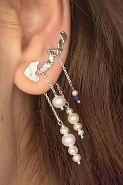 Stpetit Pearl Berries Behind Ear Earring 1311-00