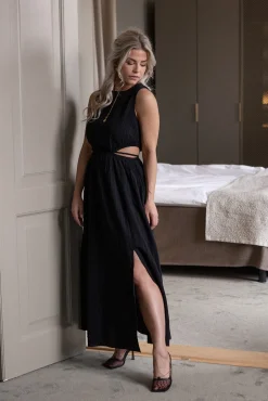 Susan M Dress 167371