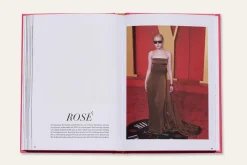 New Mags The Essence Of Yves Saint Laurent | Dekorationer