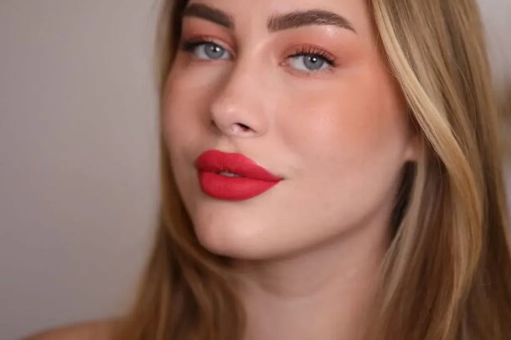 Vblong Lasting Lipliner 01- Cherry