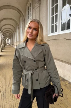 Veraic Trenchcoat A25104