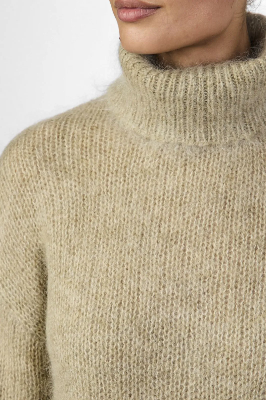 Y.A.S Yaabi Knit Roneck Puover | Sticka