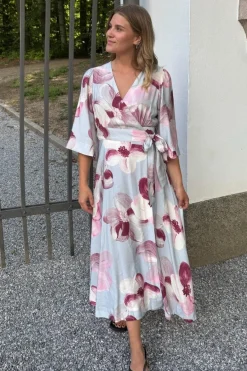 YAS marga 3/4 Wrap Long Dress | Klänningar